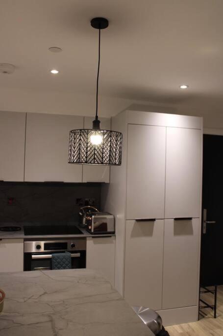 Amazing Luxury One Bedroom Apartment In The Heart Of Preston Preston  Kültér fotó